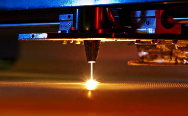 激光設(shè)備價(jià)格差異那么大的原因是什么？(圖2)