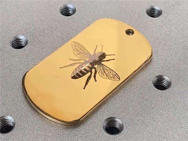 激光打標(biāo)機(jī)與激光鐳雕機(jī)：同根異名，技術(shù)精髓共探(圖2)